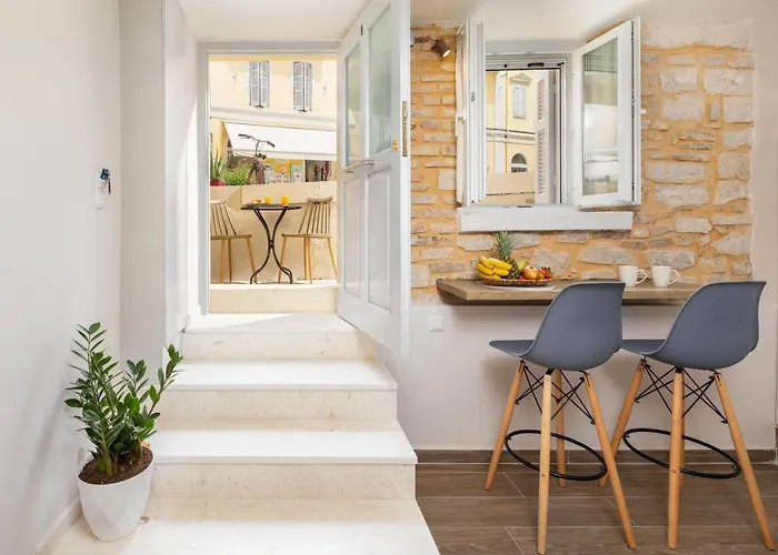 Kamara Old Town アパート